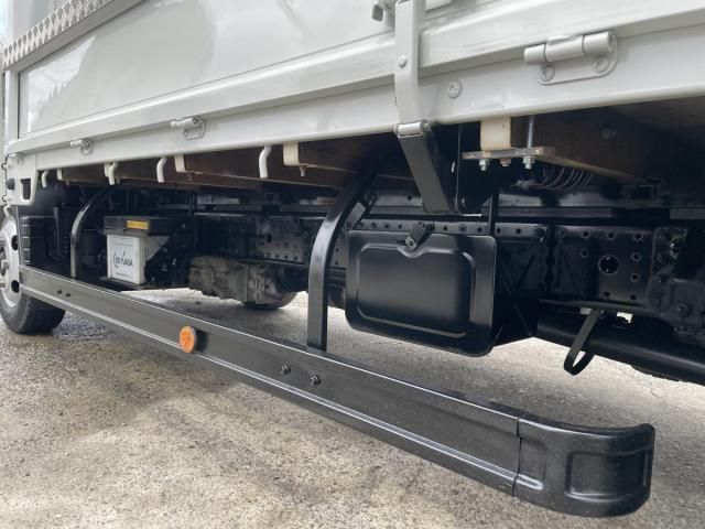 MITSUBISHI CANTER 2017 Image 31