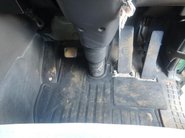 NISSAN DIESEL QUON 2008 Image 31