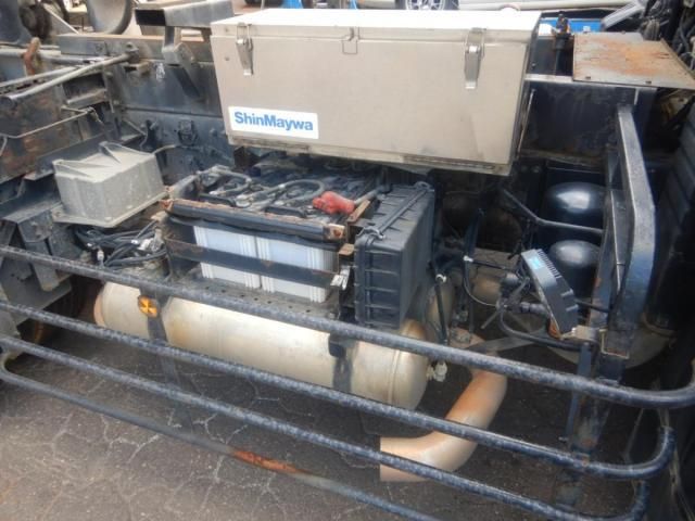 NISSAN DIESEL QUON 2008 Image 31