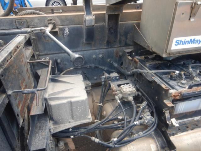 NISSAN DIESEL QUON 2008 Image 31