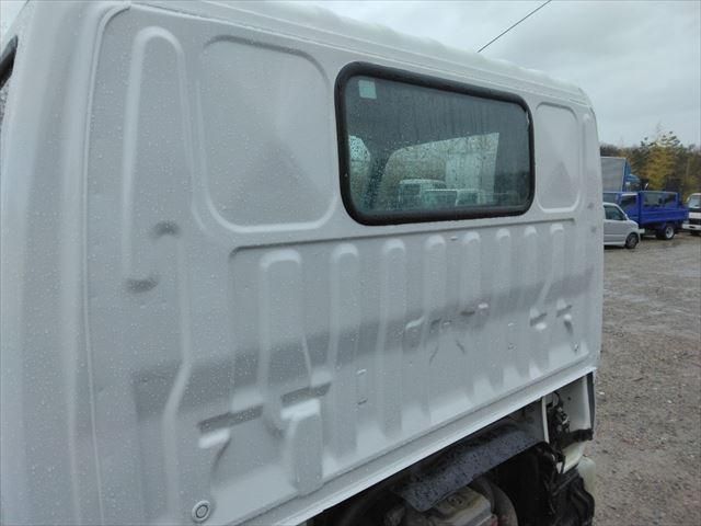 HINO DUTRO 2009 Image 31