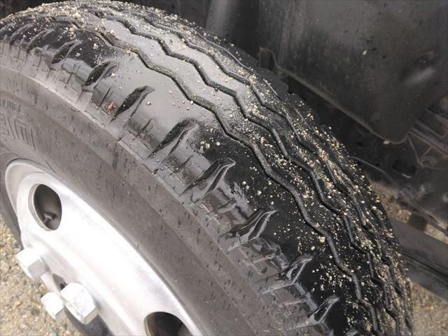 HINO DUTRO 2009 Image 31