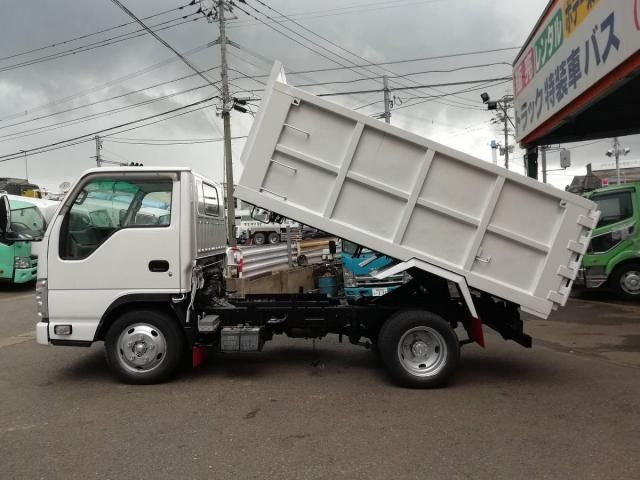 ISUZU ELF 2015 Image 31