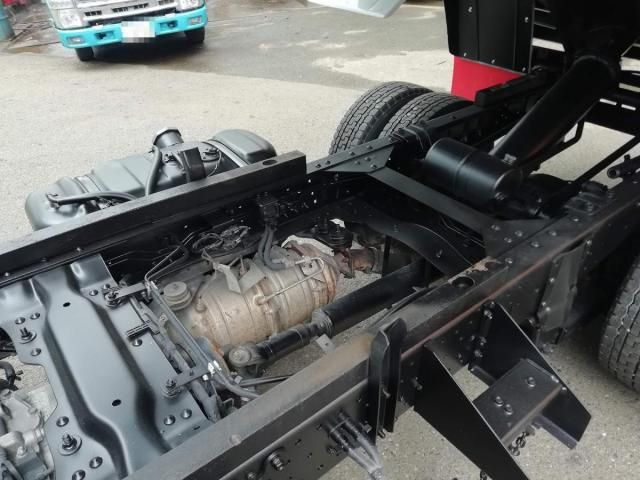 ISUZU ELF 2015 Image 31