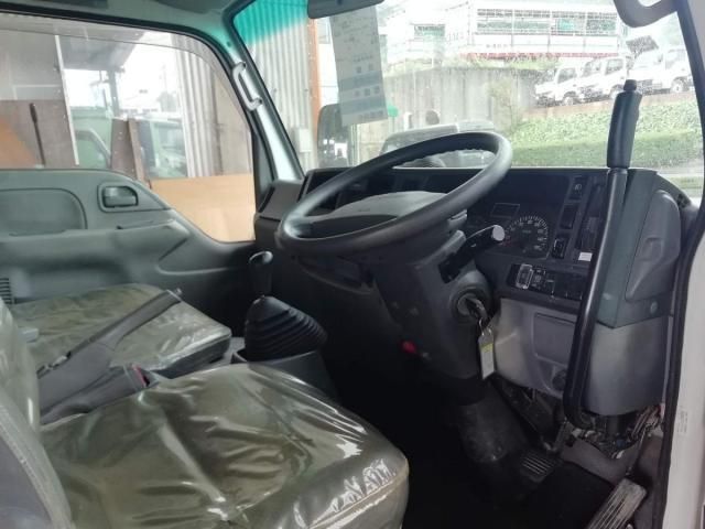 ISUZU ELF 2015 Image 31