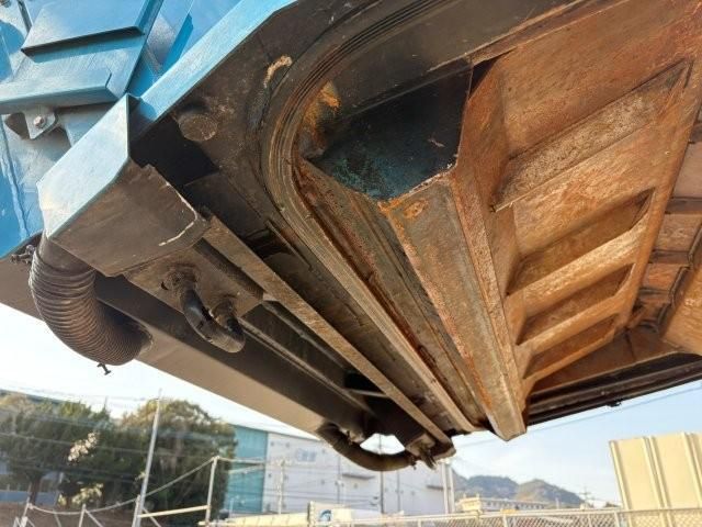 ISUZU ELF 2018 Image 31