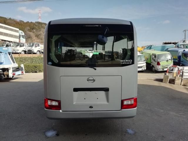 HINO LIESSE 2018 Image 31