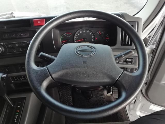 HINO LIESSE 2018 Image 31