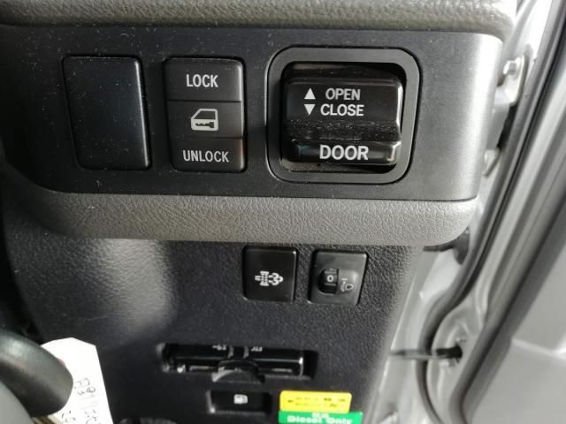 HINO LIESSE 2018 Image 31