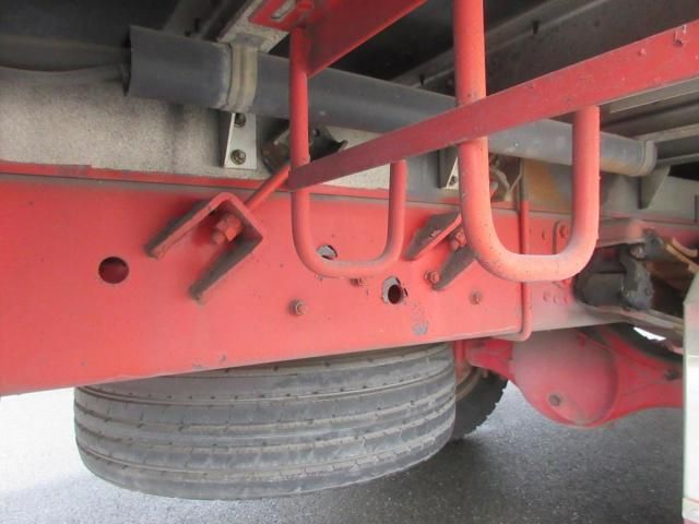 MITSUBISHI FUSOU FIGHTER 2006 Image 31