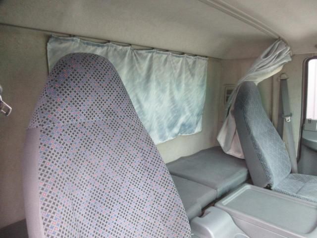 MITSUBISHI FUSOU FIGHTER 2006 Image 31