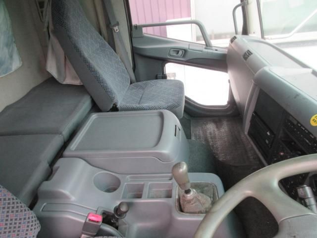 MITSUBISHI FUSOU FIGHTER 2006 Image 31