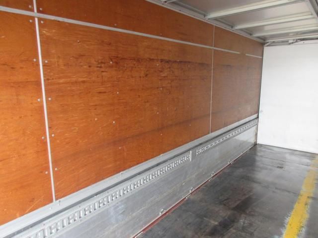 MITSUBISHI FUSOU FIGHTER 2006 Image 31