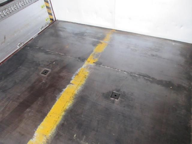 MITSUBISHI FUSOU FIGHTER 2006 Image 31