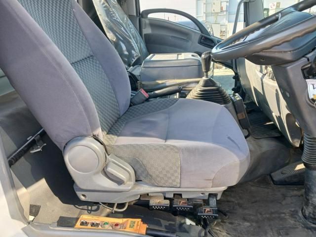 ISUZU FORWARD 2012 Image 31