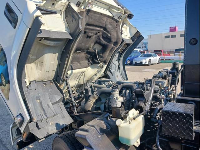 ISUZU FORWARD 2012 Image 31