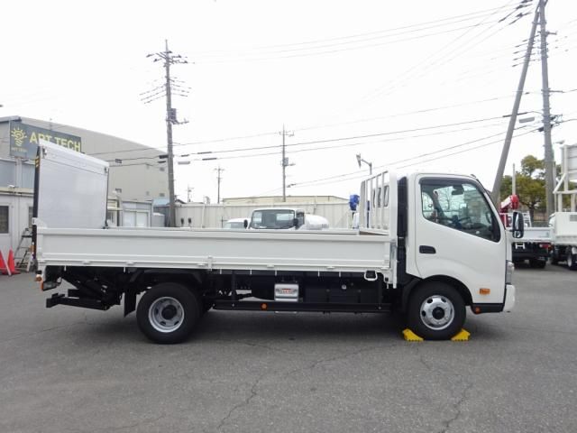 HINO DUTRO 2024 Image 31