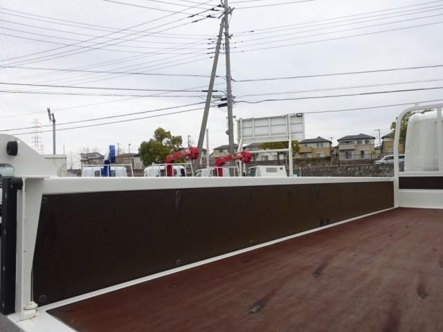 HINO DUTRO 2024 Image 31