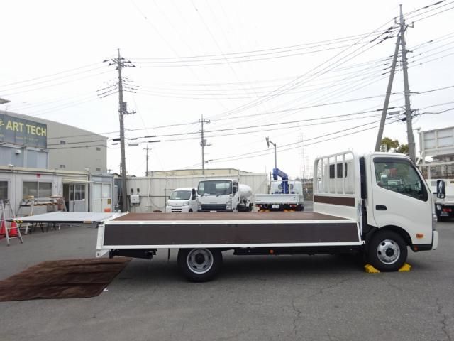 HINO DUTRO 2024 Image 31