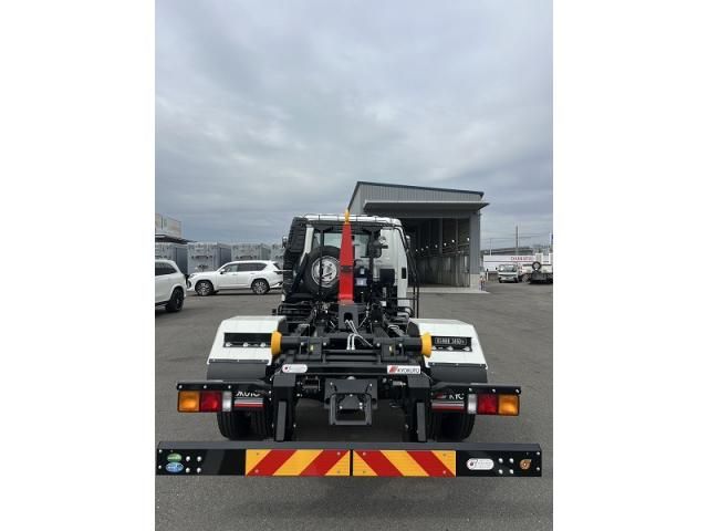 MITSUBISHI FUSOU FIGHTER 2025 Image 31