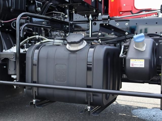 MITSUBISHI FUSOU FIGHTER 2025 Image 31