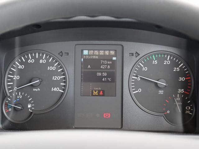 MITSUBISHI FUSOU FIGHTER 2025 Image 31