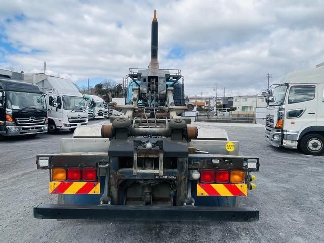 ISUZU GIGA 2013 Image 31