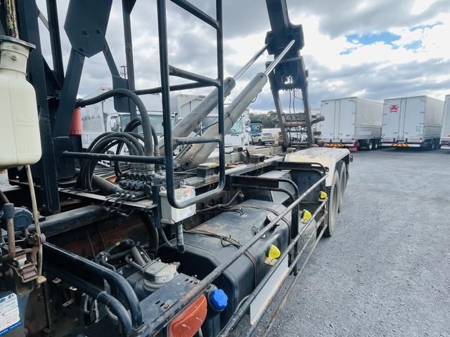 ISUZU GIGA 2013 Image 31