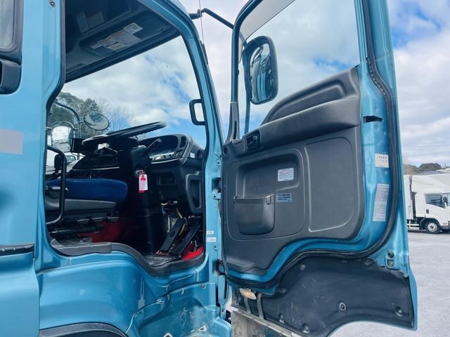 ISUZU GIGA 2013 Image 31