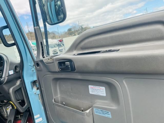 ISUZU GIGA 2013 Image 31