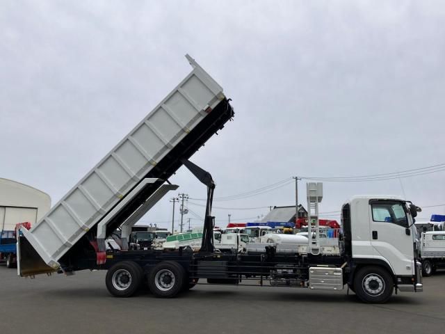 ISUZU GIGA 2023 Image 31