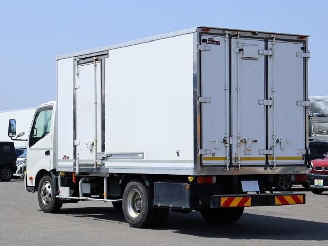 HINO DUTRO 2012 Image 31