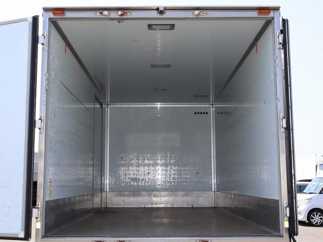 HINO DUTRO 2012 Image 31