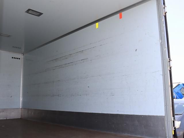 HINO DUTRO 2012 Image 31