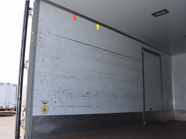 HINO DUTRO 2012 Image 31