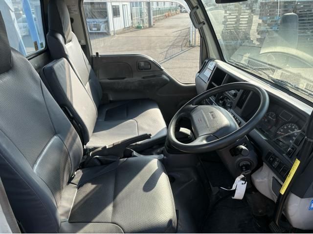 ISUZU ELF 2007 Image 31