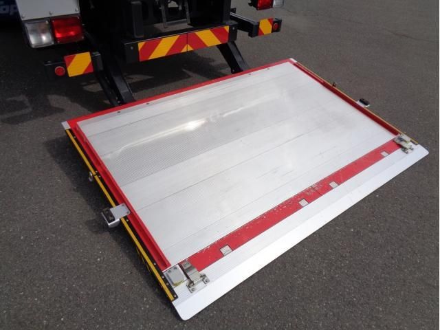 ISUZU FORWARD 2022 Image 31