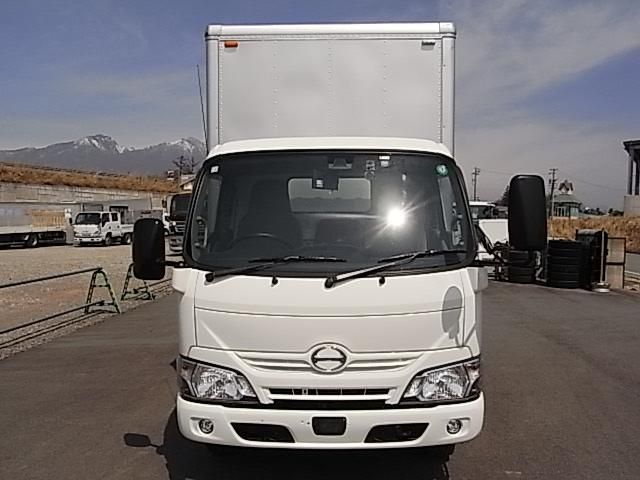 HINO DUTRO 2018 Image 31
