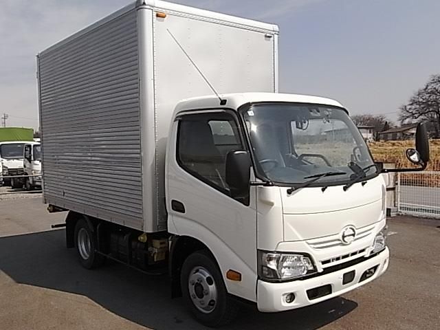 HINO DUTRO 2018 Image 31