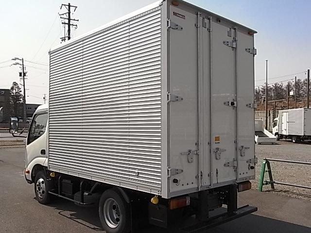 HINO DUTRO 2018 Image 31