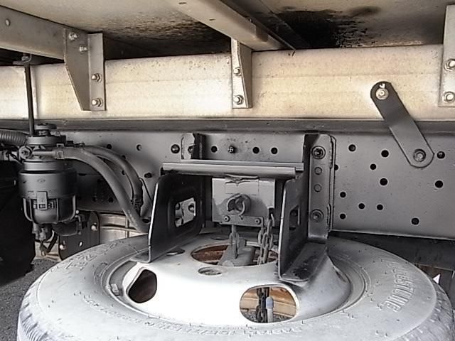 HINO DUTRO 2018 Image 31