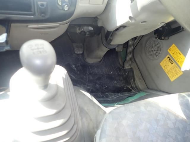 TOYOTA DYNA 2006 Image 31