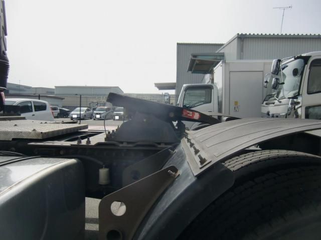 NISSAN DIESEL QUON 2019 Image 31