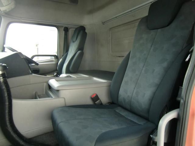 NISSAN DIESEL QUON 2019 Image 31