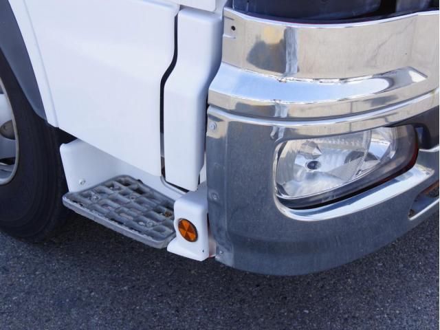 HINO PROFIA 2016 Image 31