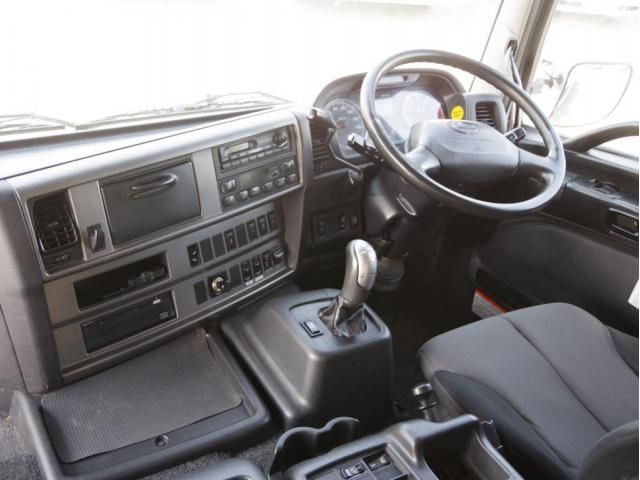 HINO PROFIA 2016 Image 31