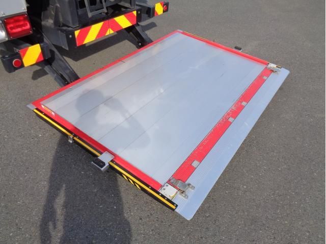 ISUZU FORWARD 2022 Image 31