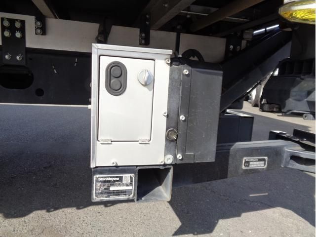 ISUZU FORWARD 2022 Image 31