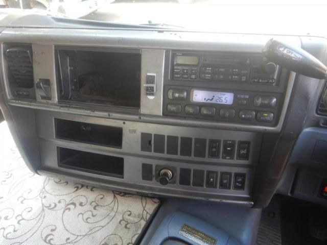 HINO PROFIA 2007 Image 31