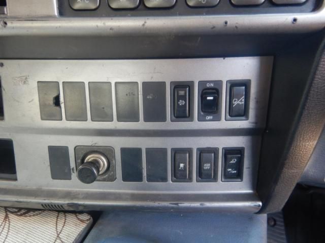 HINO PROFIA 2007 Image 31